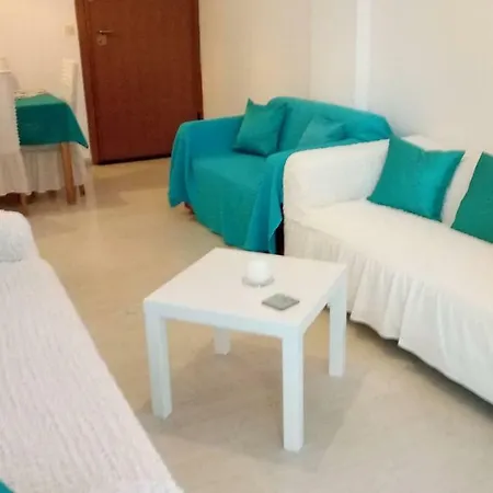 Blue House Apartment *